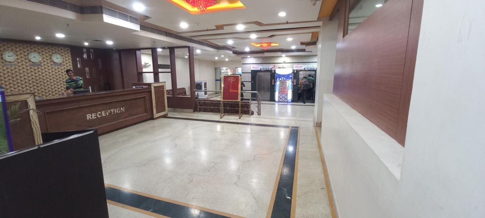 Hotel Grand Samdareeya Jabalpur Exterior foto