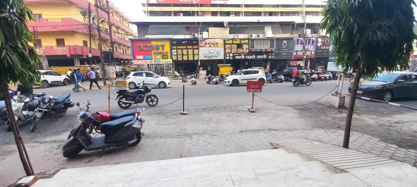 Hotel Grand Samdareeya Jabalpur Exterior foto